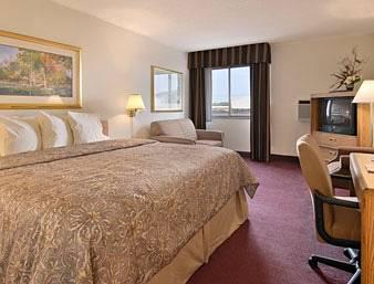 Ramada Fairview Heights Hotel Kamer foto